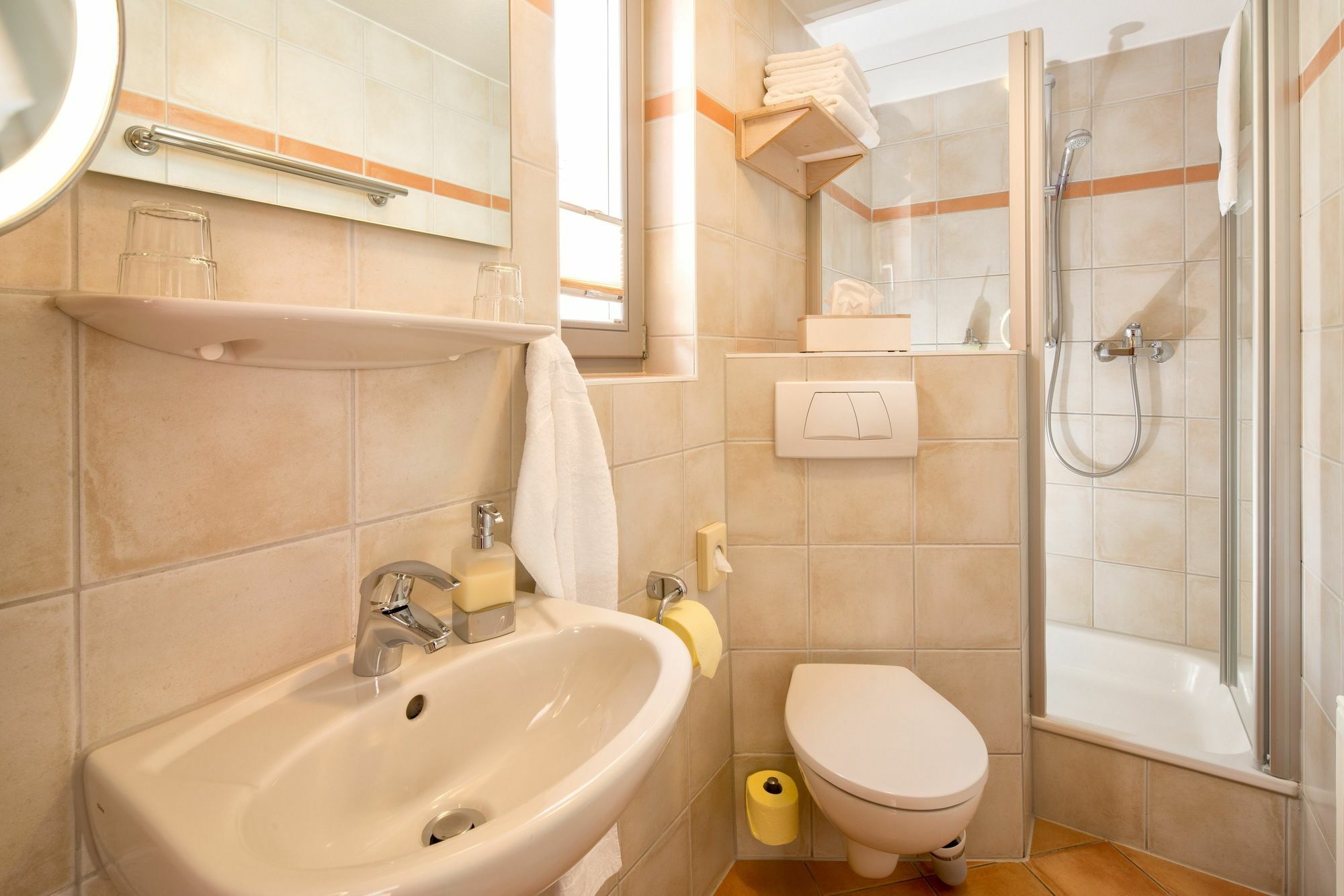 Arndt Hotel Garni Rust Buitenkant foto